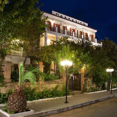 אדיפסוס Ξενοδοχείο 'Παλλαδιον' Hotel 'Palladion' מראה חיצוני תמונה