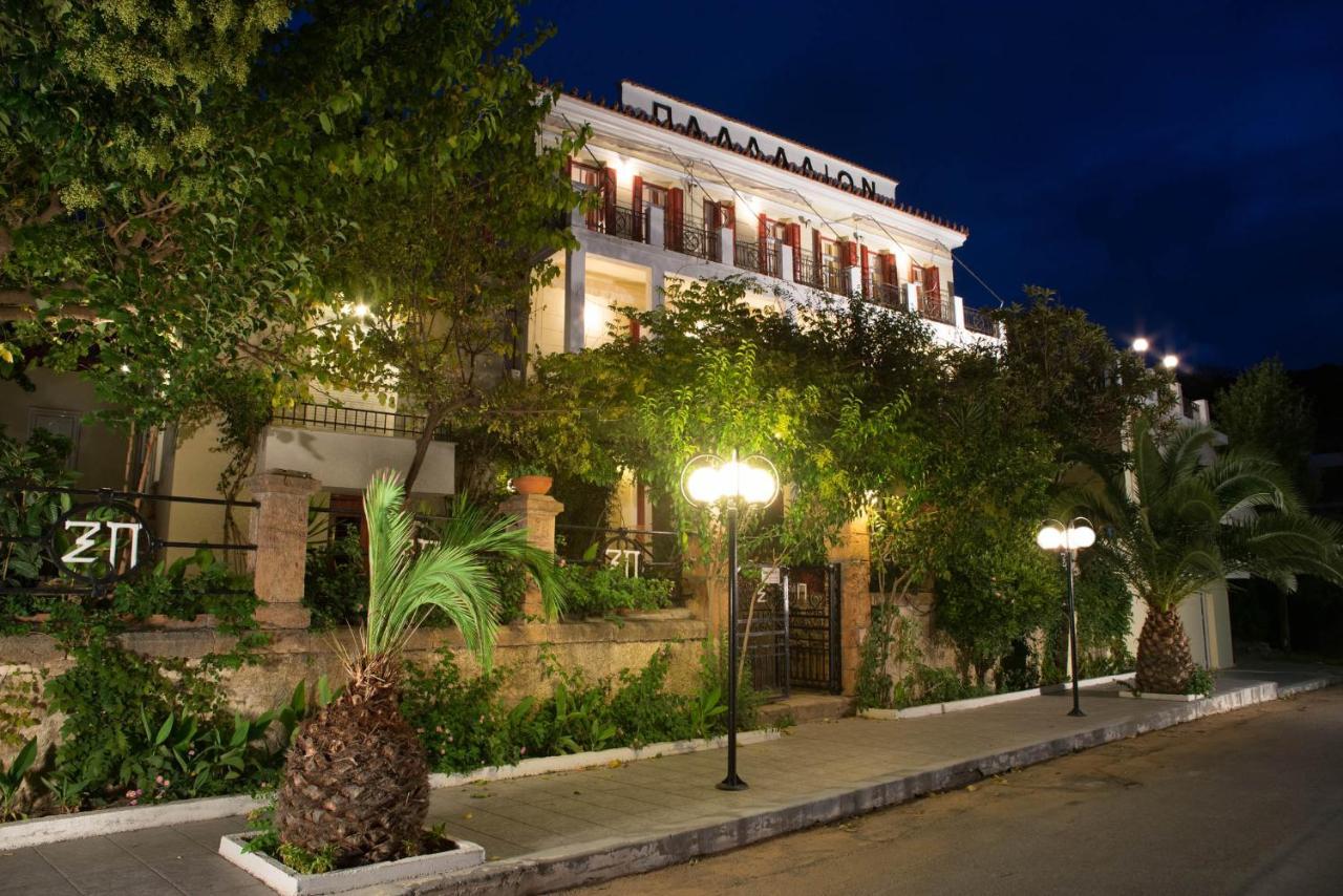 אדיפסוס Ξενοδοχείο 'Παλλαδιον' Hotel 'Palladion' מראה חיצוני תמונה