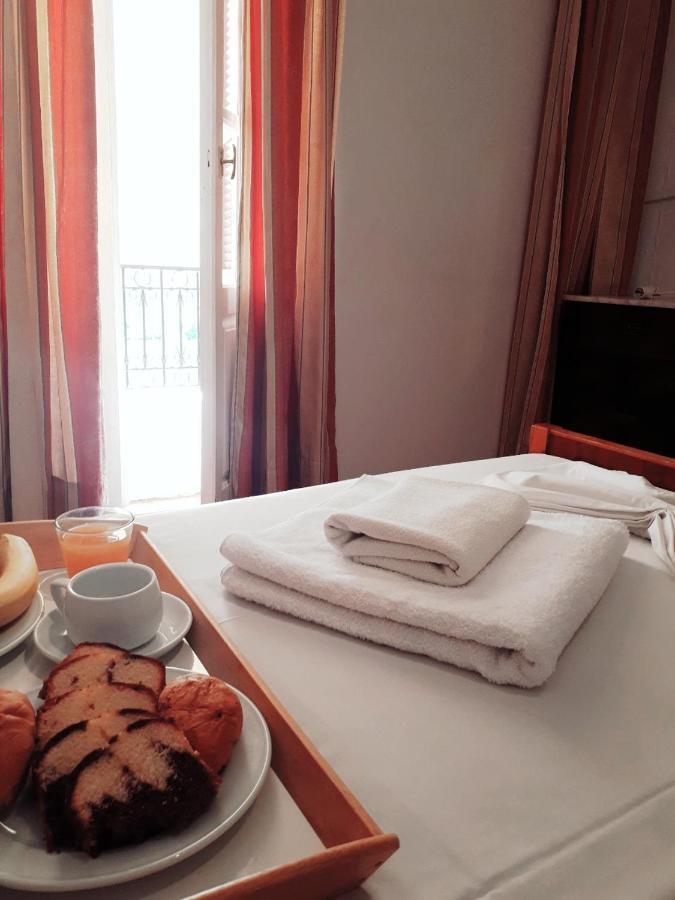 אדיפסוס Ξενοδοχείο 'Παλλαδιον' Hotel 'Palladion' מראה חיצוני תמונה